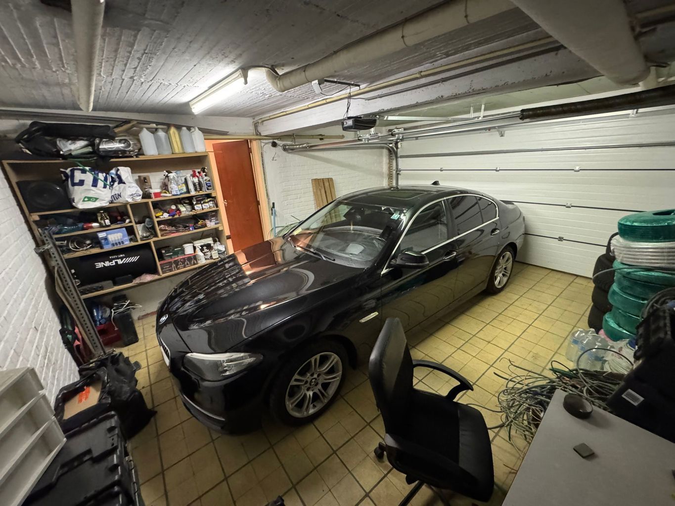 Opbrengsteigendom met 2 appartementen en garage foto 16