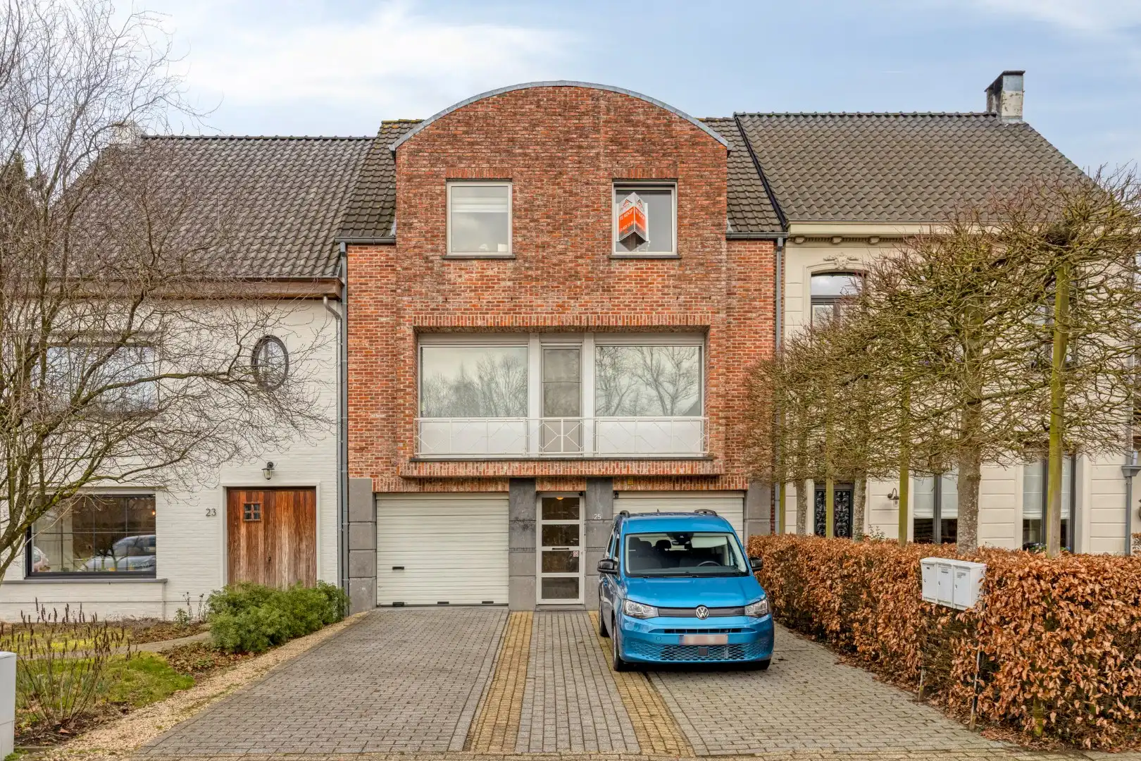 Ruim duplex-appartement met 3 slaapkamers en terras foto {{pictureIndex}}