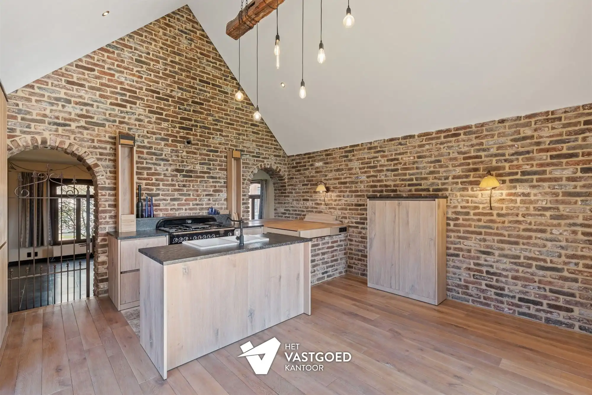 ZEER RUIME WONING MET TAL VAN MOGELIJKHEDEN OP BREED PERCEEL VAN 15 ARE TE KOERSEL foto 21