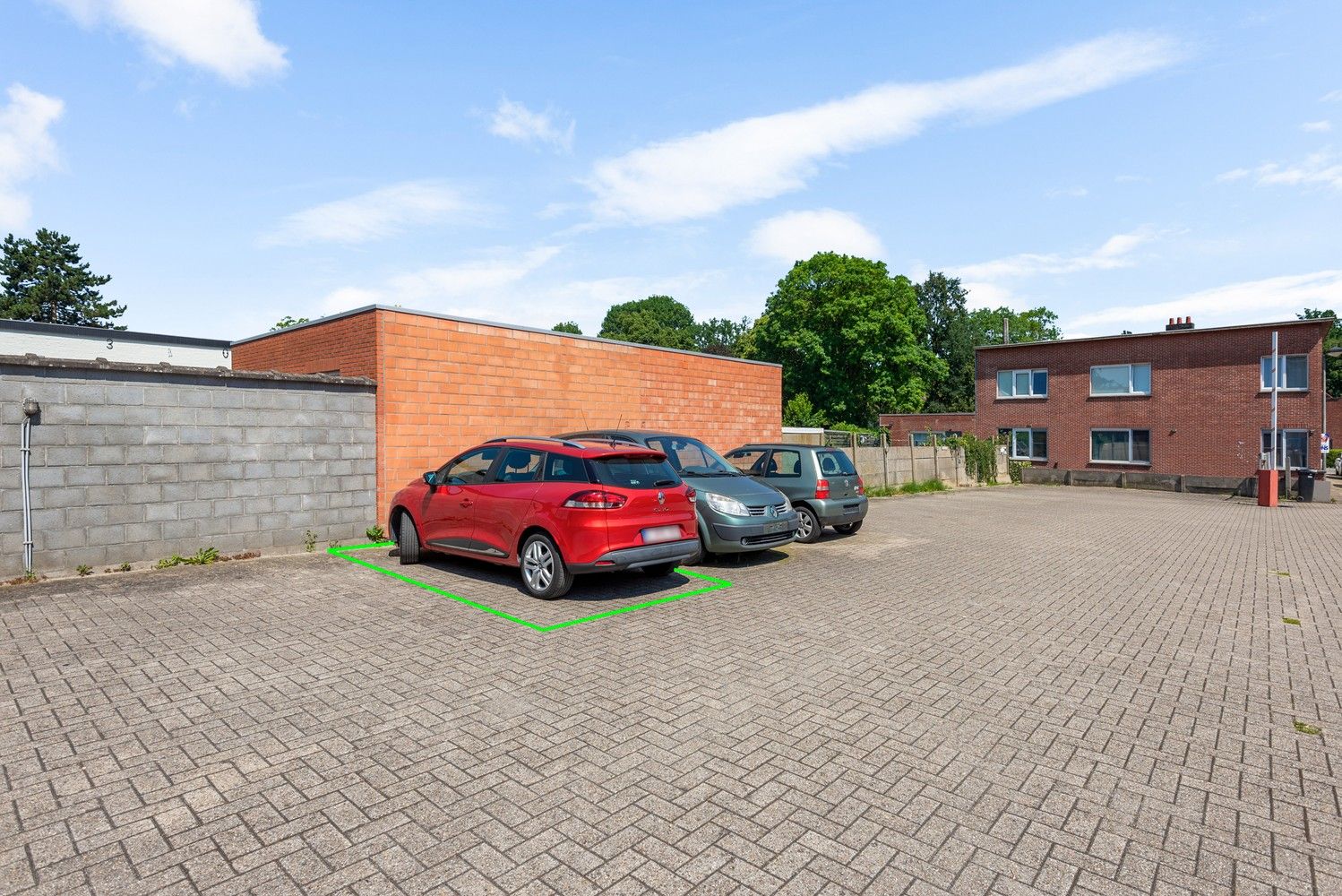 Gunstig gelegen & ruime handelsgelijkvloers met parkeerplaats in hartje Wommelgem! foto 13