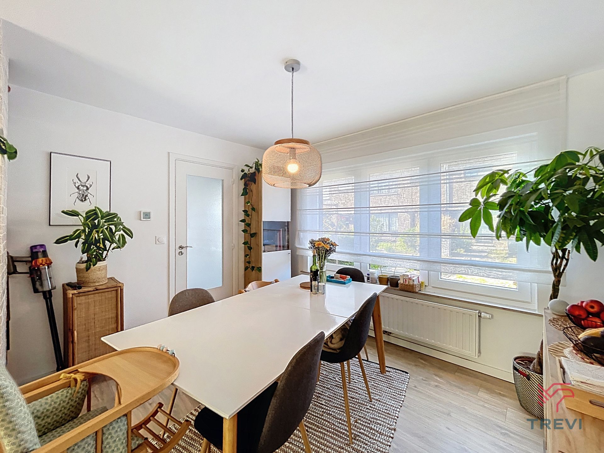 Aantrekkelijk huis met 3 slaapkamers en tuin  foto 5