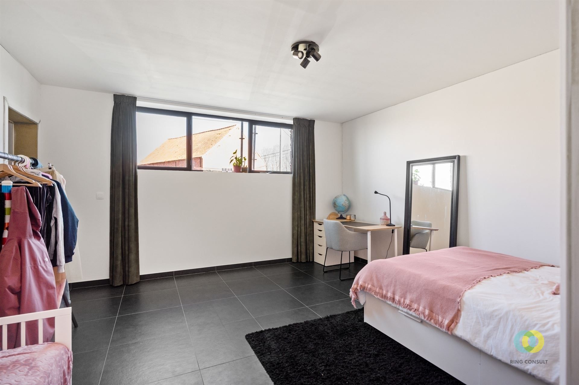 Smaakvolle totaalrenovatie met schuur foto 22