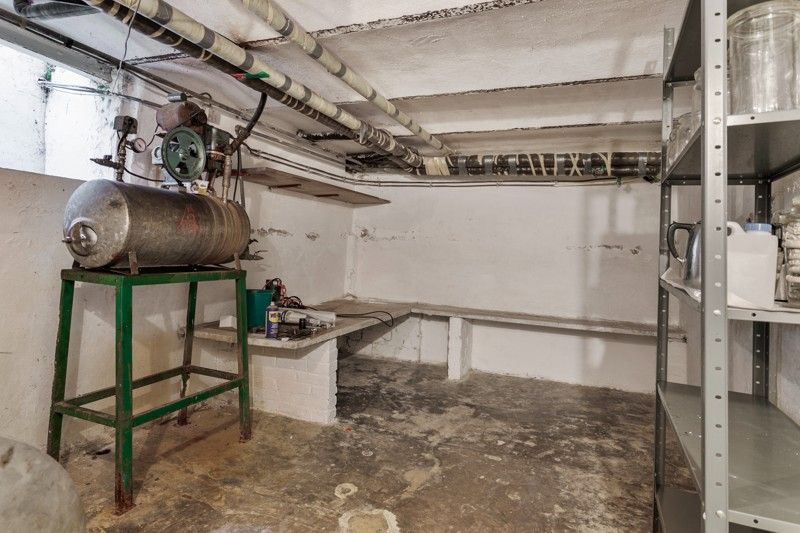 Alleenstaande woning met magazijn/loods TE KOOP in hartje Dentergem! foto 18