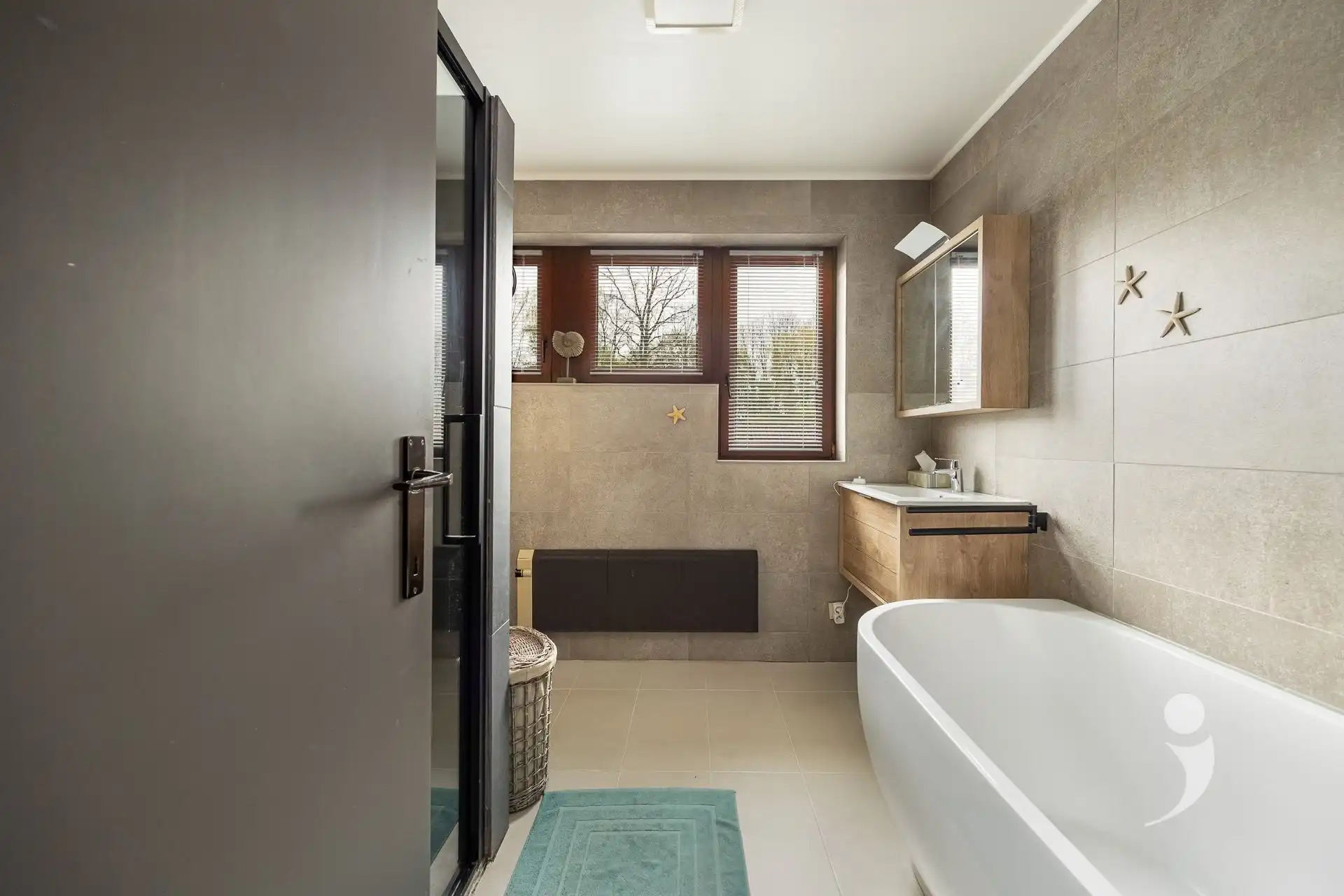 Charmante gezinswoning met uitzonderlijke tuin en weids uitzicht  foto 17