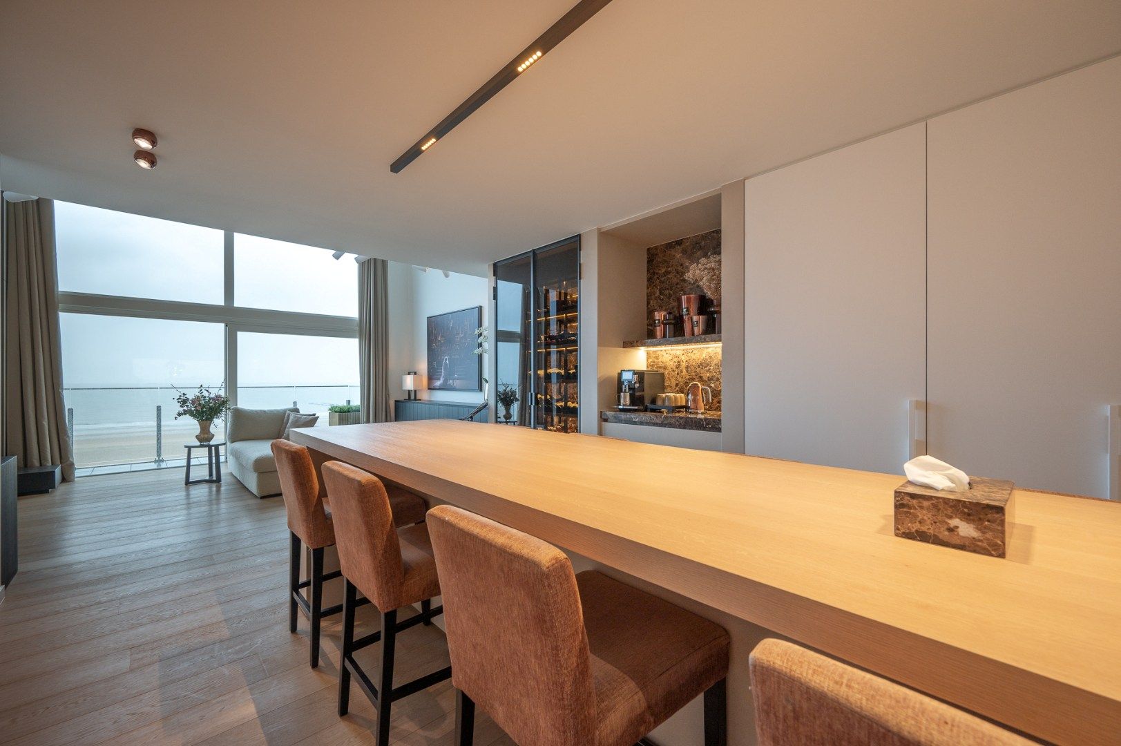 Uitzonderlijk duplex-penthouse met mezzanine en panoramisch zeezicht foto 12