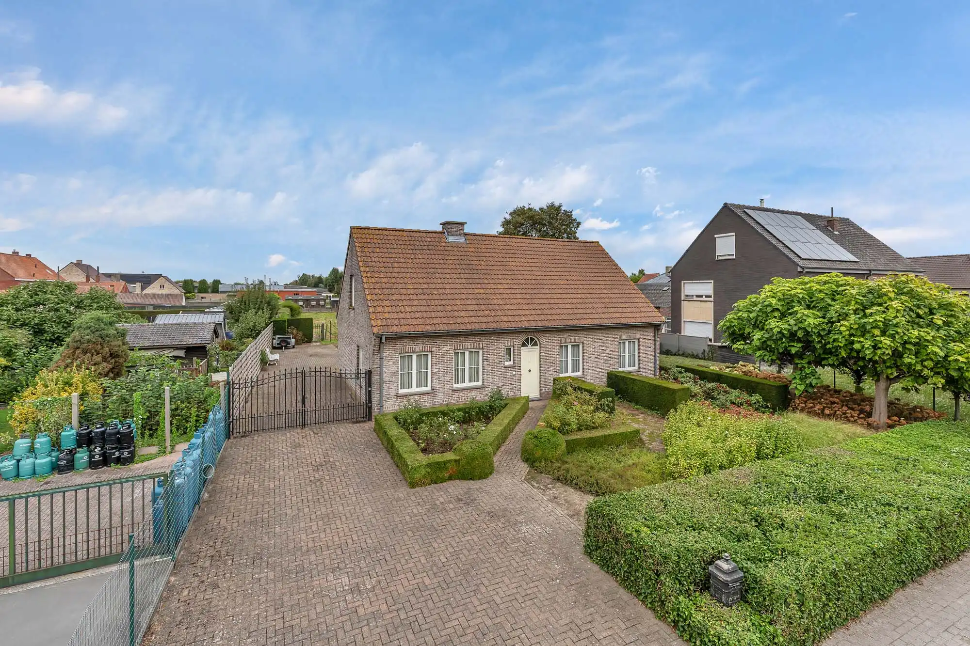 Te moderniseren open bebouwing met bijzonder veel potentieel foto 2