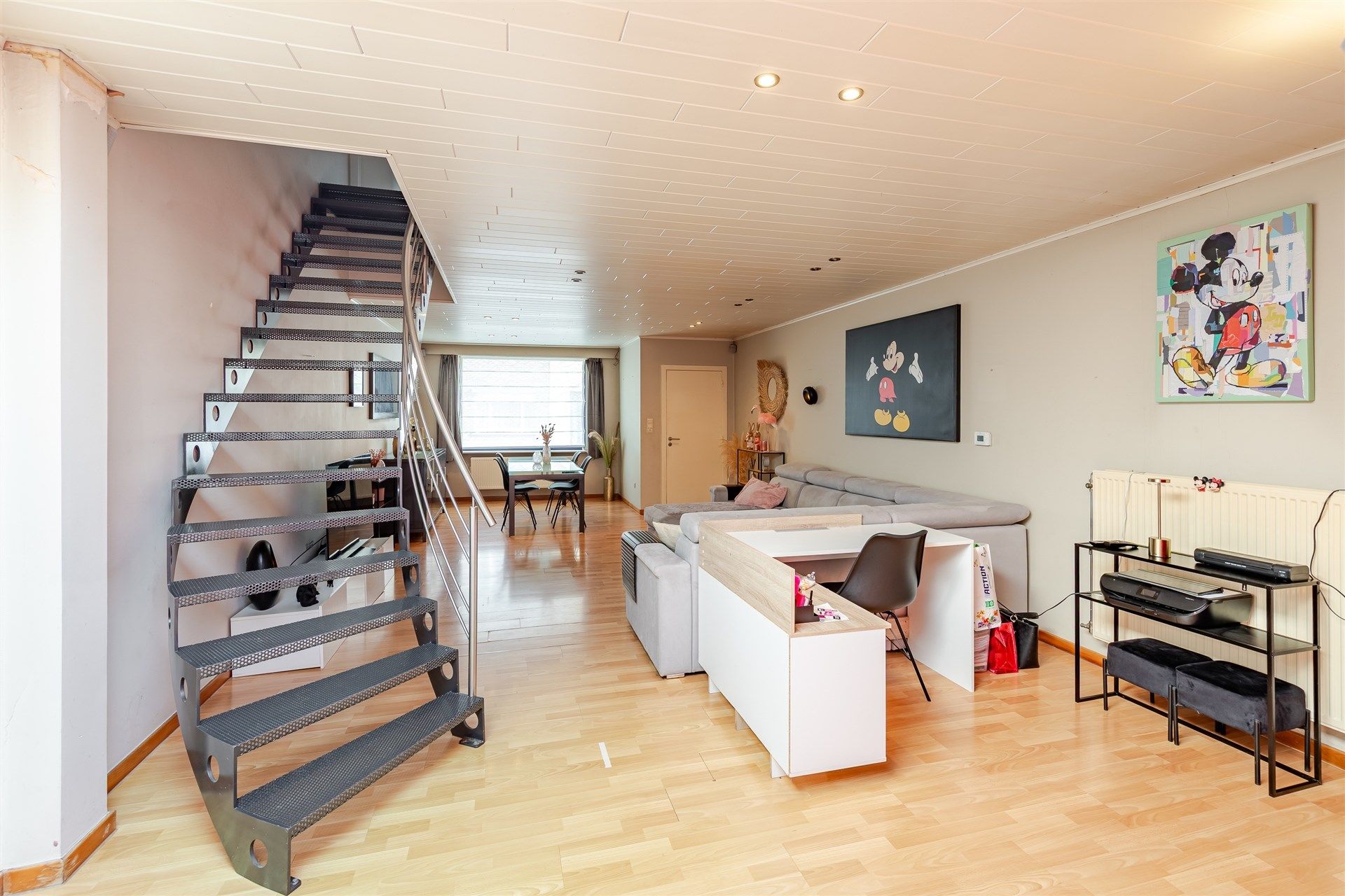 Bijzonder ruime woning met diepe tuin in Wetteren centrum foto 4
