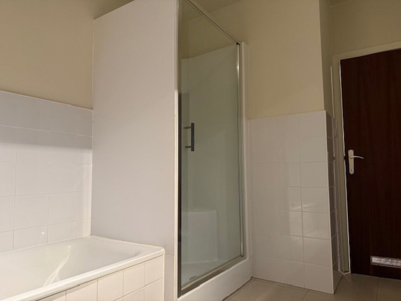 Te huur: zeer ruim appartement aan de rand van centrum Aalst  foto 10