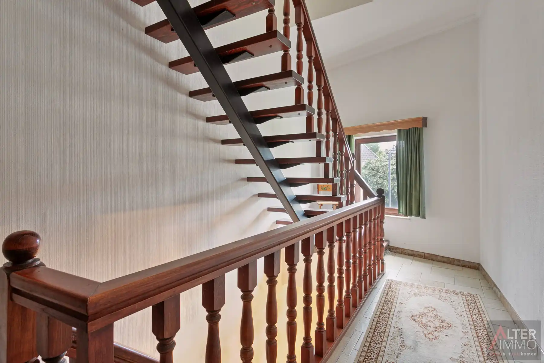 Bedrijfspand met appartement op toplocatie met uiterste visibiliteit! foto 29
