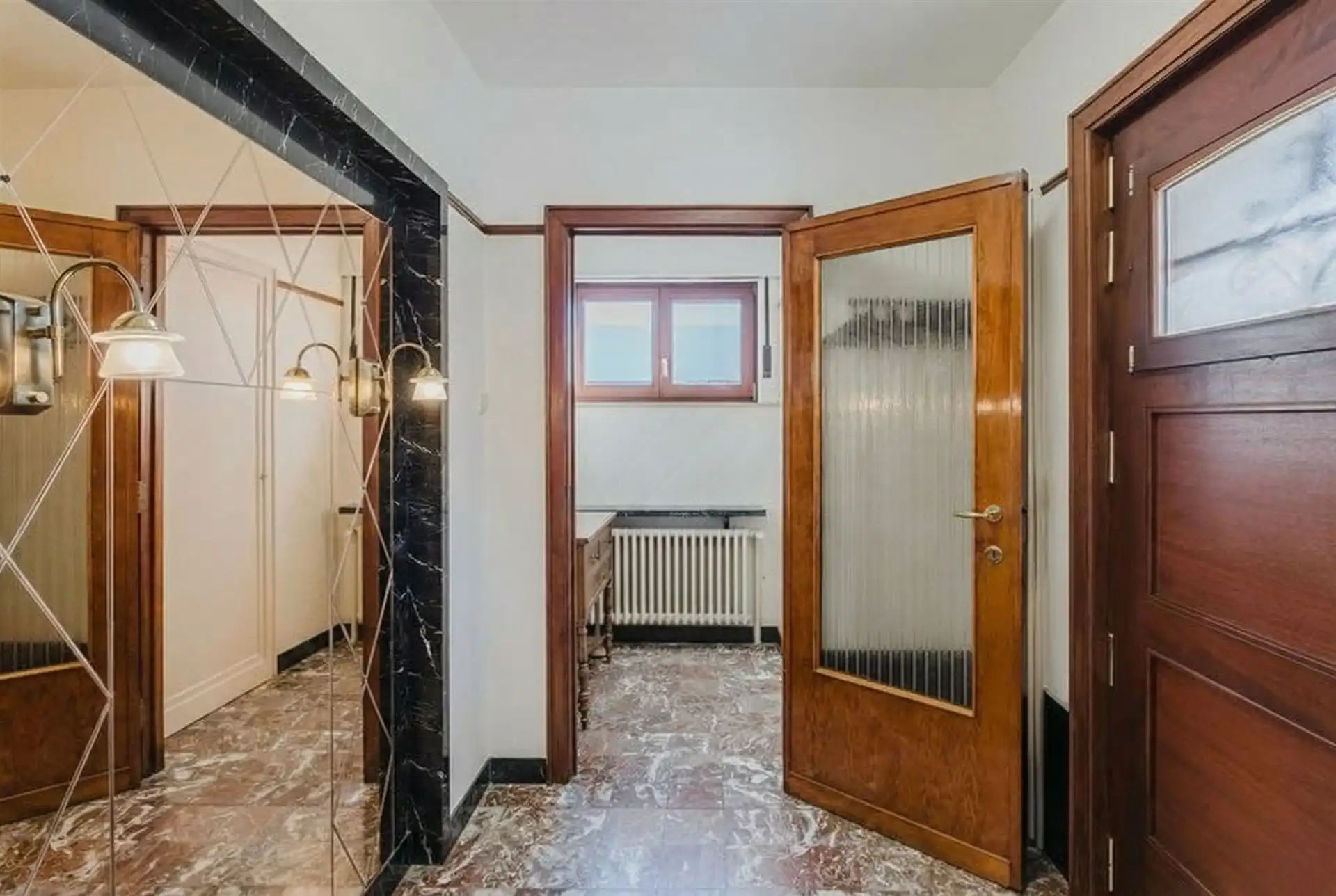 Ruime villa op mooi perceel! foto 3