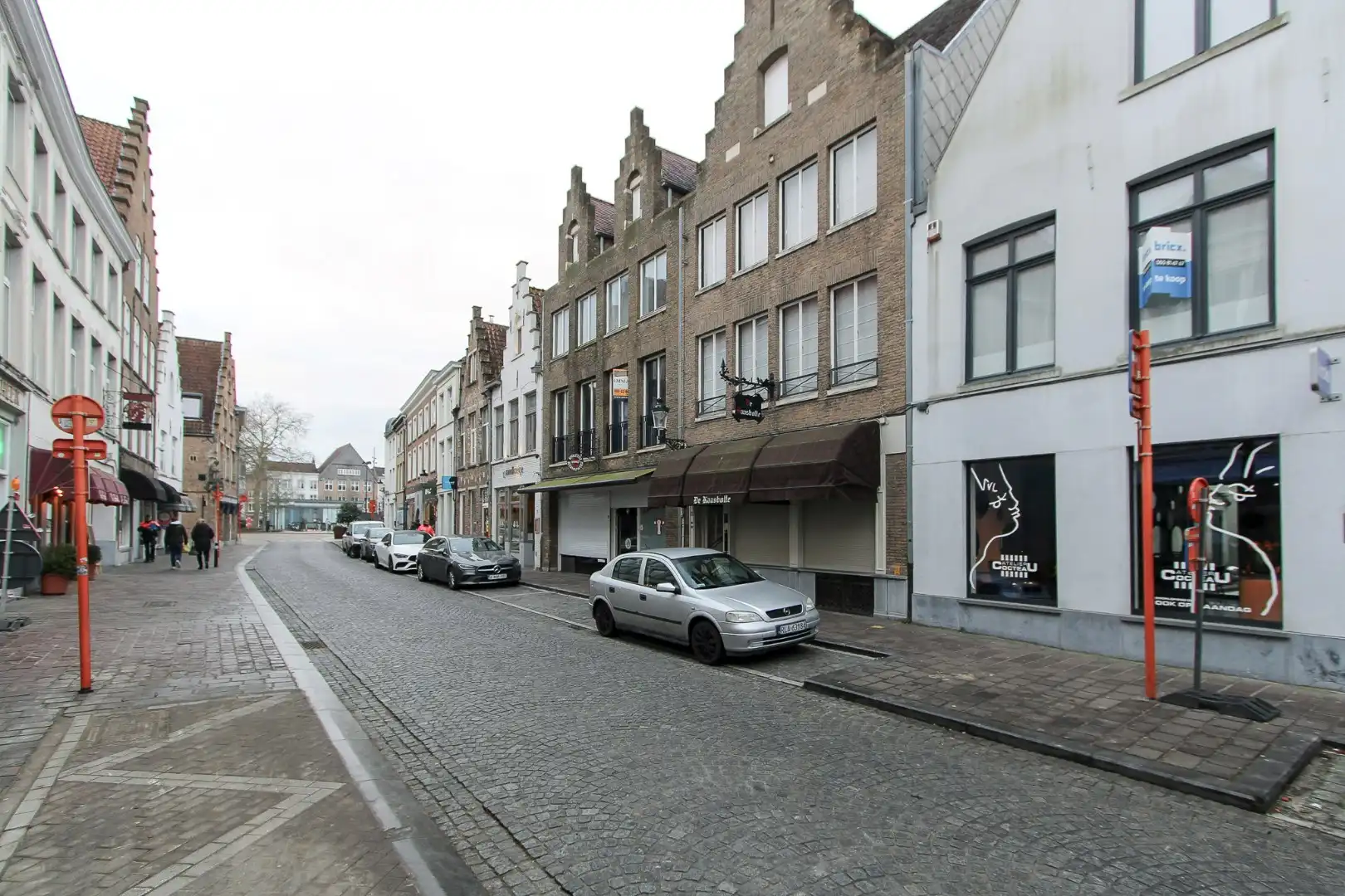 Handelsgelijkvloers Smedenstraat 13 Brugge te huur en te koop foto 8