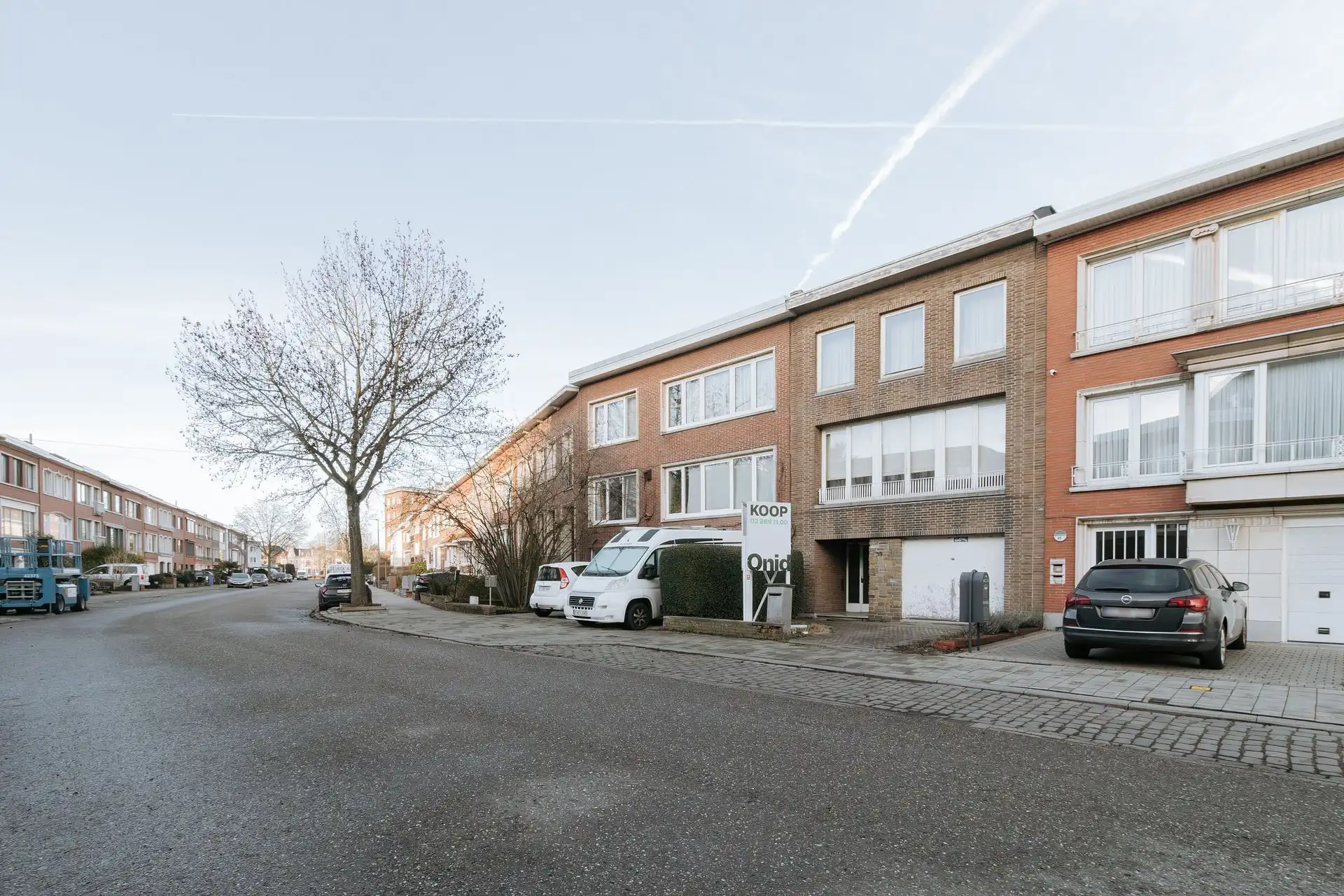 Hoofdfoto van de publicatie: Te renoveren bel-etage met authentieke elementen en tuin