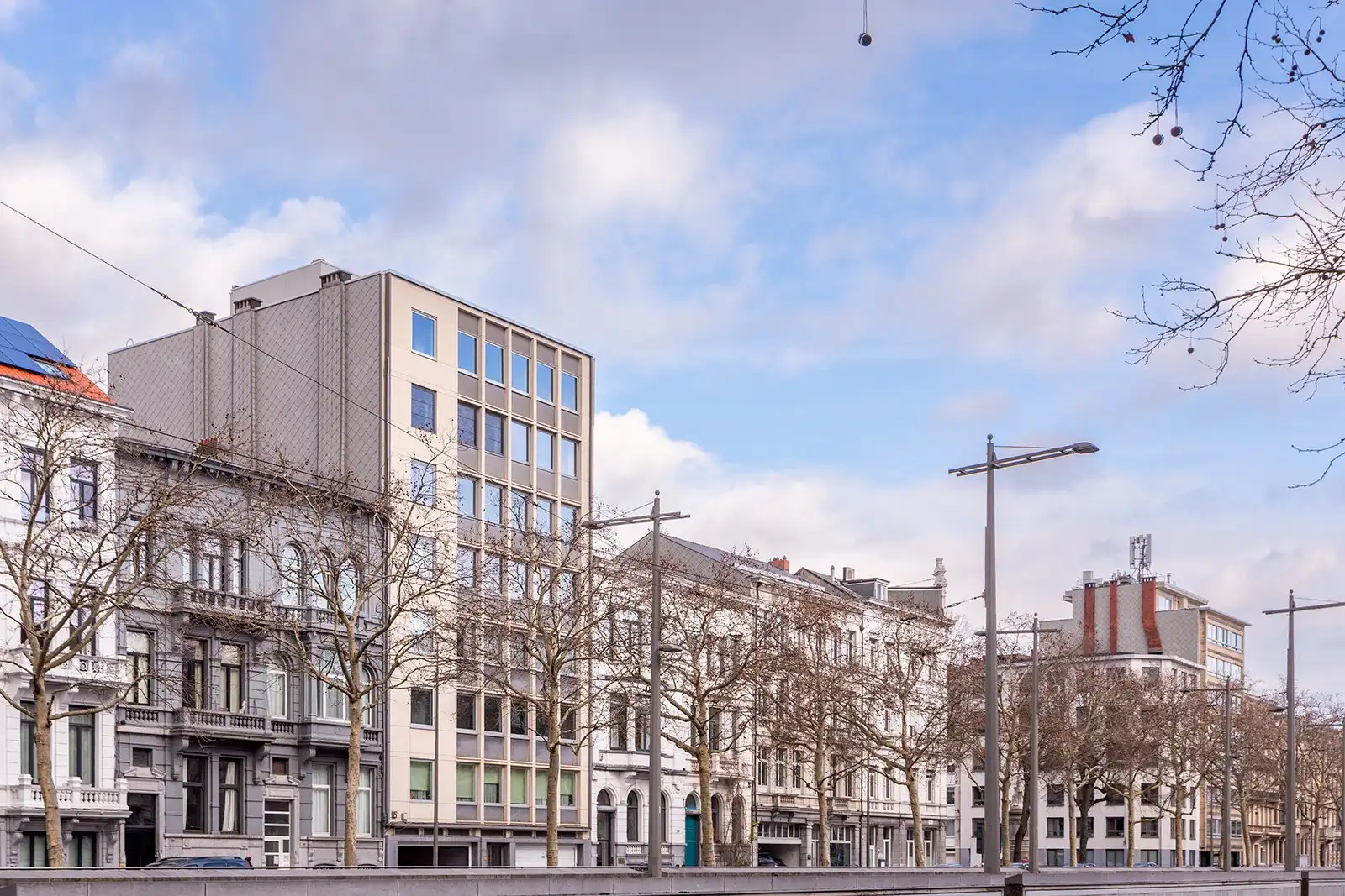 Architecturale parel met een zee van ruimte foto 39