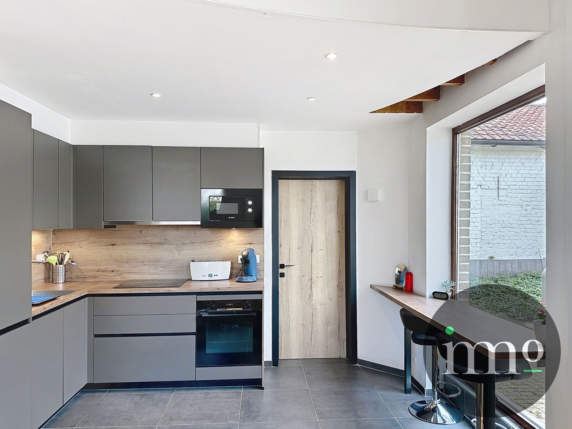Instapklare, energiezuinige, gerenoveerde woning voor klein gezin! foto 11