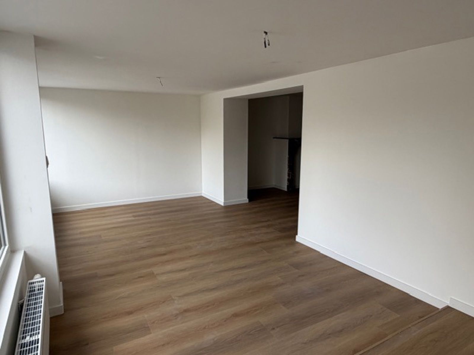 Volledig gerenoveerde woning 4 slpks garage te Tienen foto 11