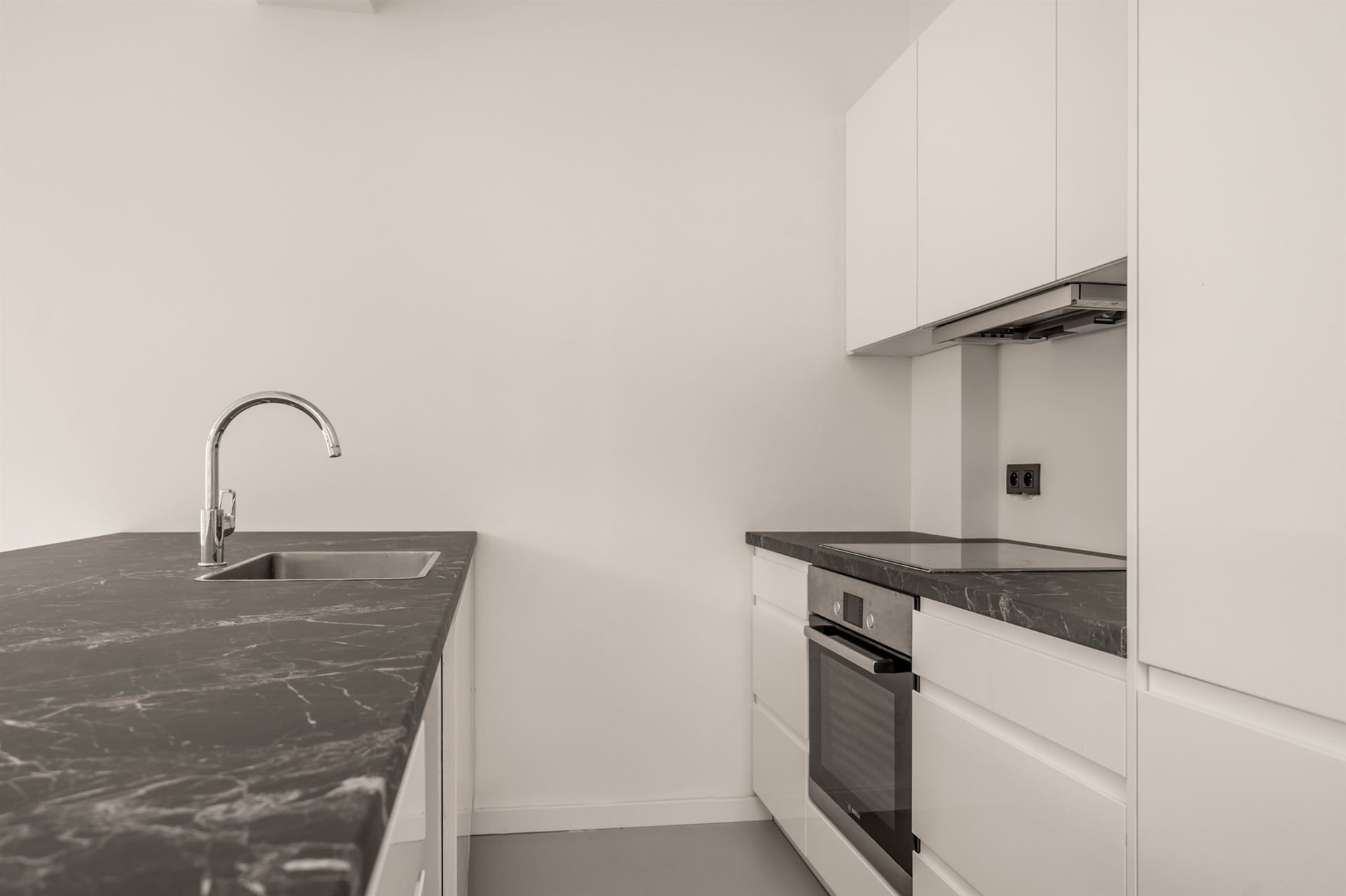 MODERN APPARTEMENT OP TOP LOCATIE foto 6