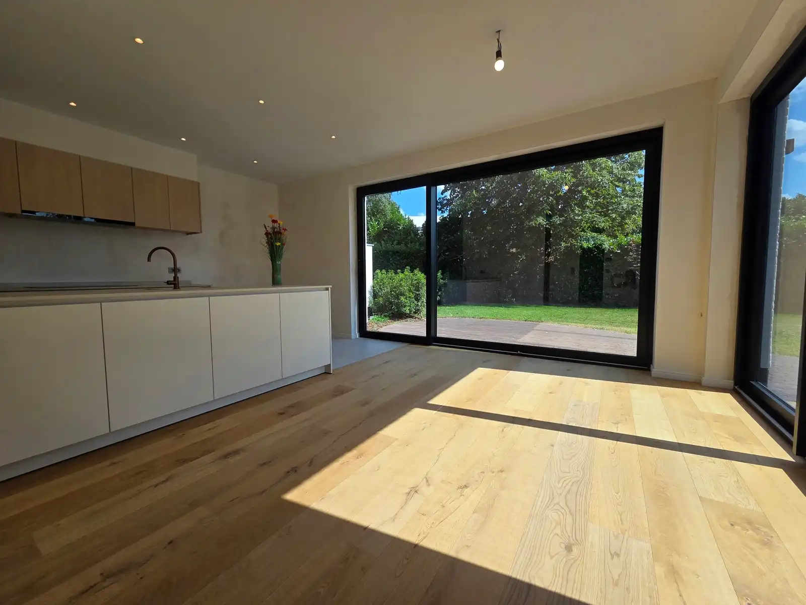 Luxe nieuwbouwvilla! foto 16