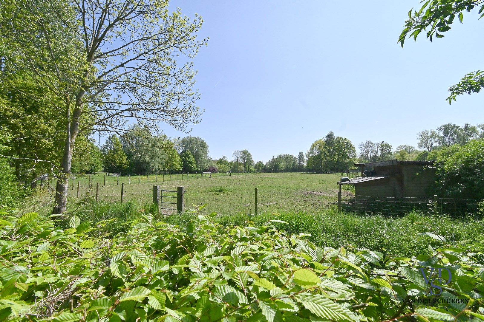 Exclusieve villa met weide (ca. 1 ha) en adembenemende vergezichten foto 33