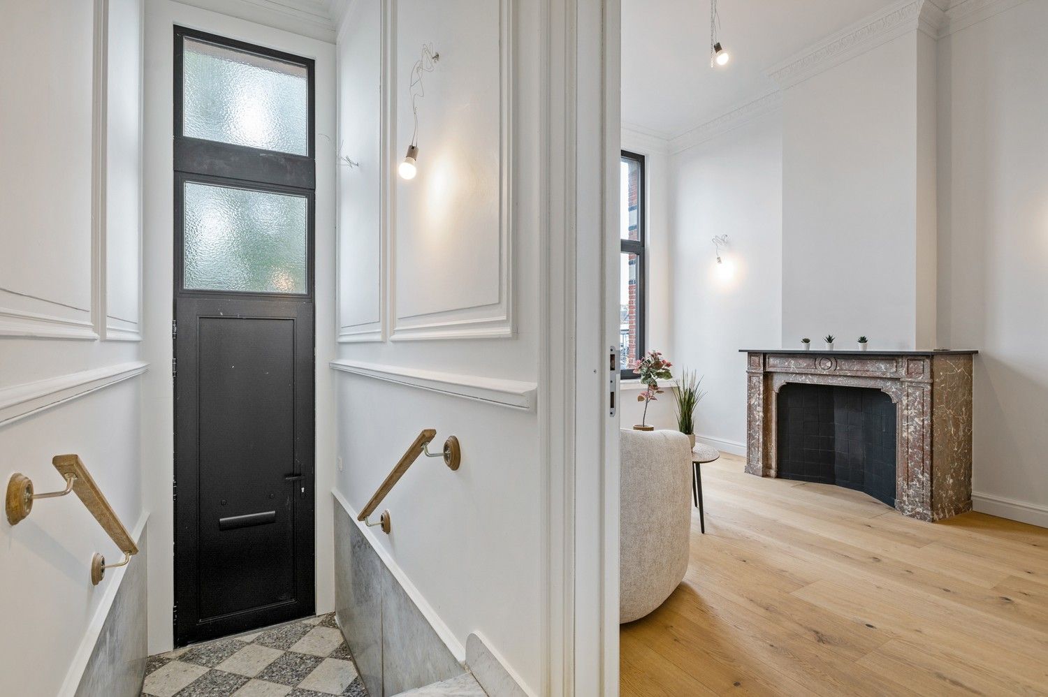 Volledig gerenoveerde woning met 3 slaapkamers op centrale ligging te Lier foto 9