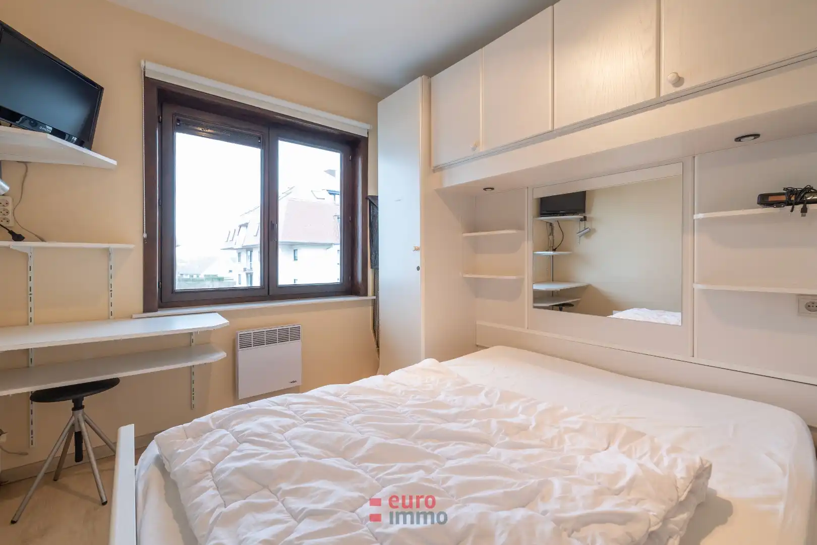 Zuidgericht appartement met terras in groen en autoluw domein nabij zee foto 8