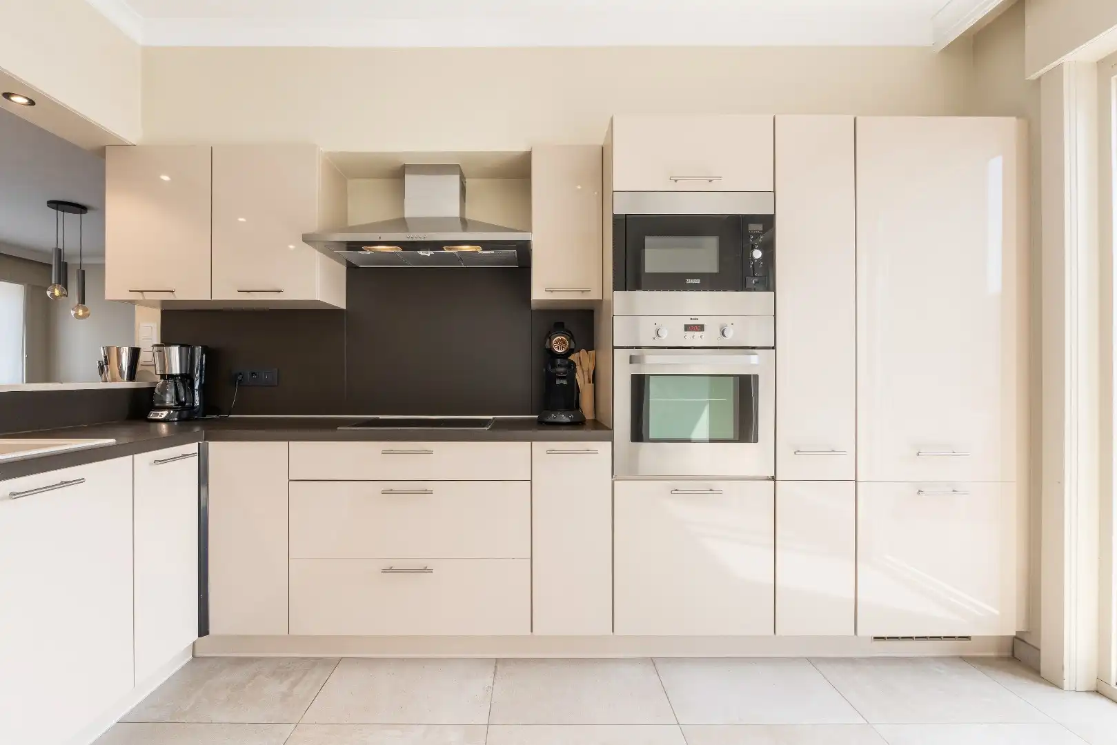 Luxe duplex appartement met 3 slaapkamers en 1 badkamer in Geluwe foto 8