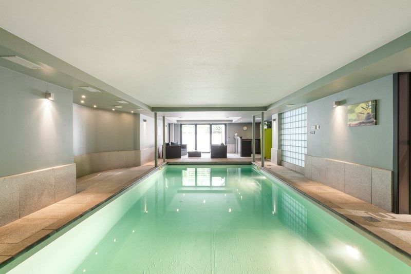 Riante en luxueuze villa  met wellness en weides foto 25