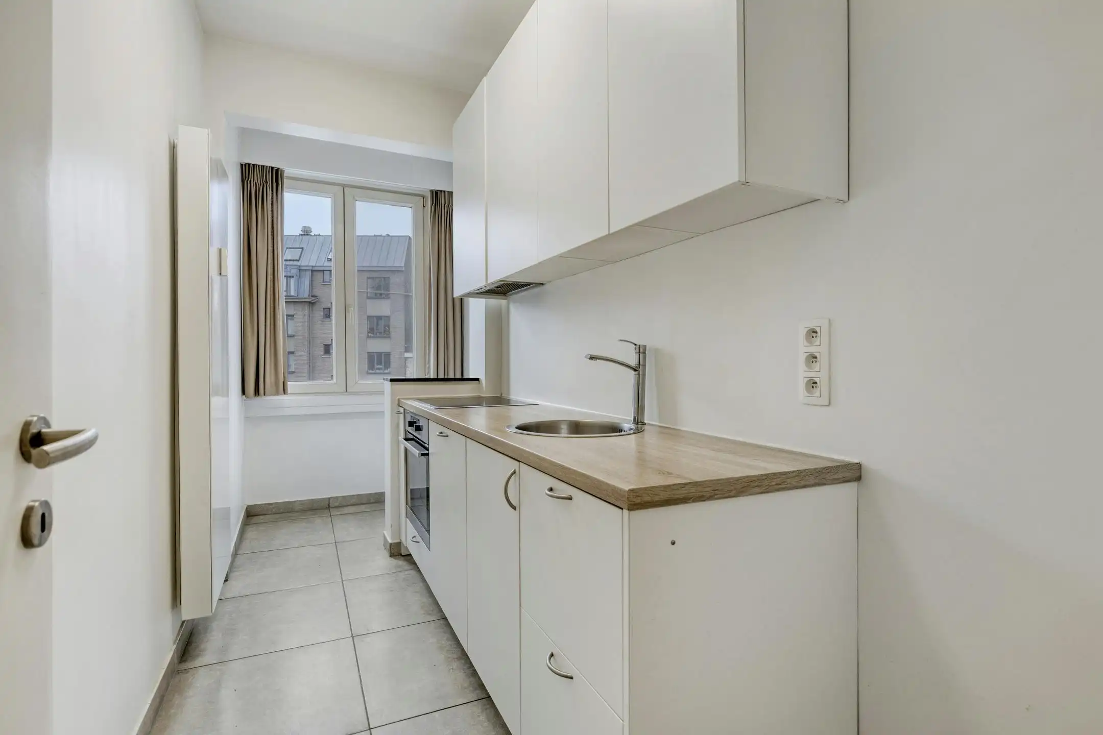 1 slpk appartement te koop in Antwerpen centrum foto 7