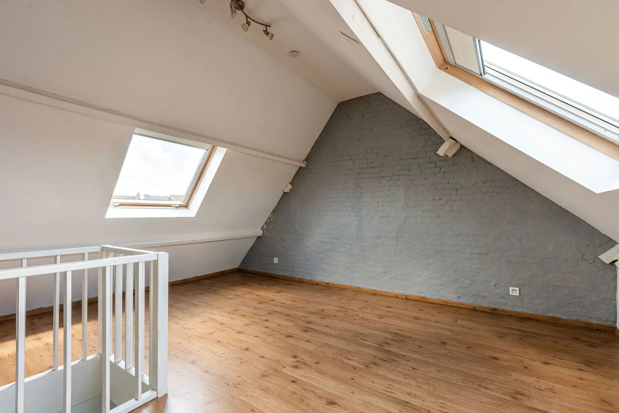 Authentieke stadswoning met 4 slaapkamers en ruime koer nabij Gent foto 17