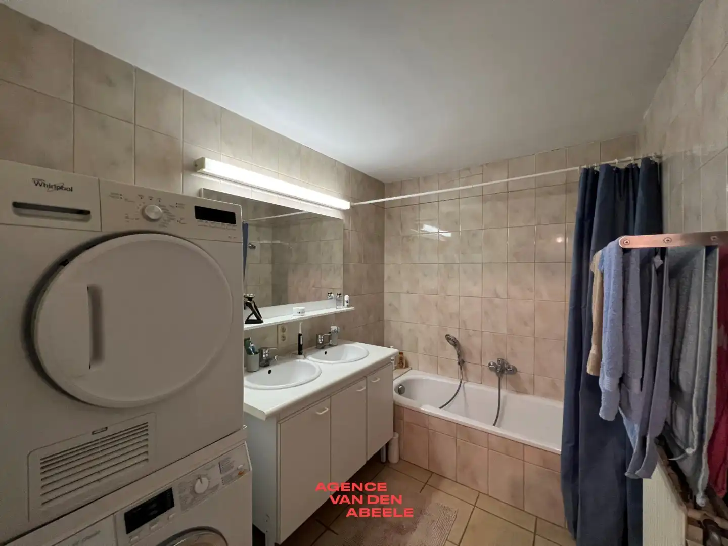 Hedendaags 2 slaapkamer appartement te Oostkamp foto 13