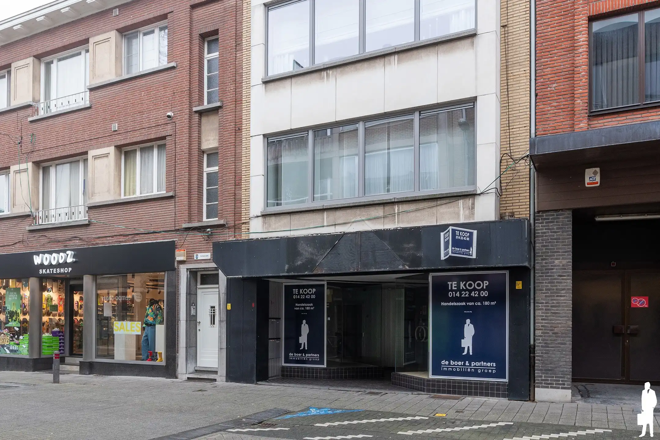 Gelijkvloers handelspand met een oppervlakte van ca. 180m² foto 2
