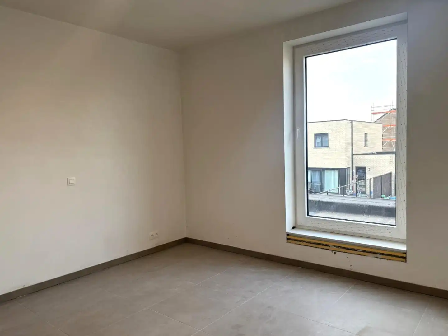 NIEUWBOUWWONING MET 3 SLPKS | TUIN EN CARPORT foto 13