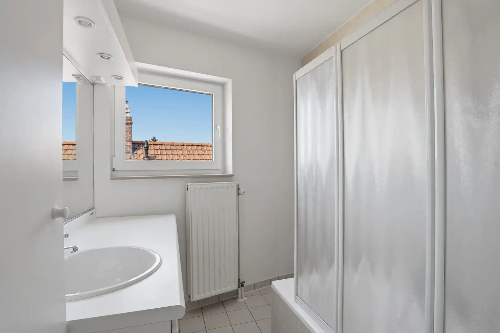 Instapklaar appartement met 2 slaapkamers te Eernegem foto 10