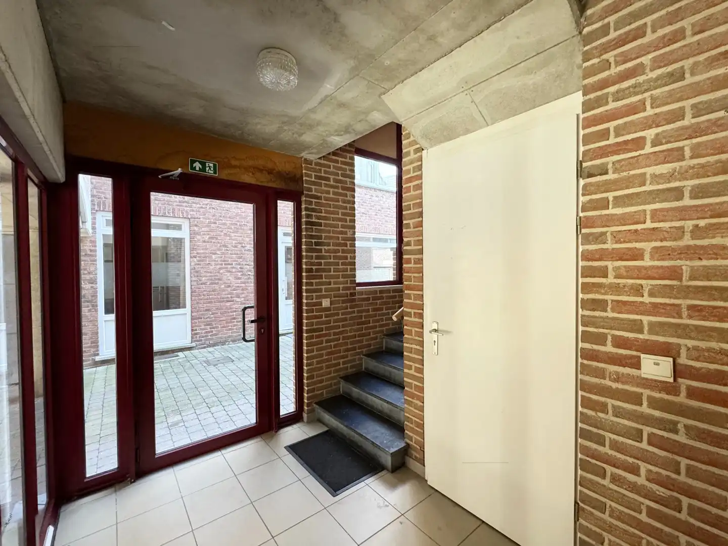 Investering in het Centrum van Borgloon: Appartementenblok met 5 Appartementen en 2 Autostaanplaatsen foto 7