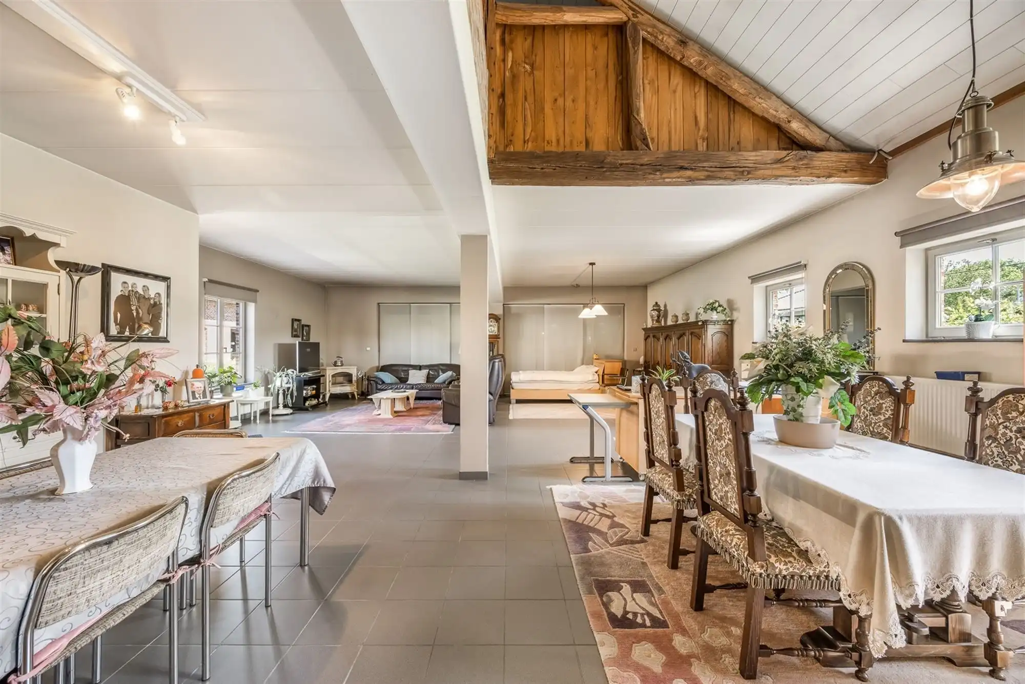 UNIEK EIGENDOM TE PAAL OP PERCEEL VAN MAAR LIEFST 1,2 HECTARE foto 66