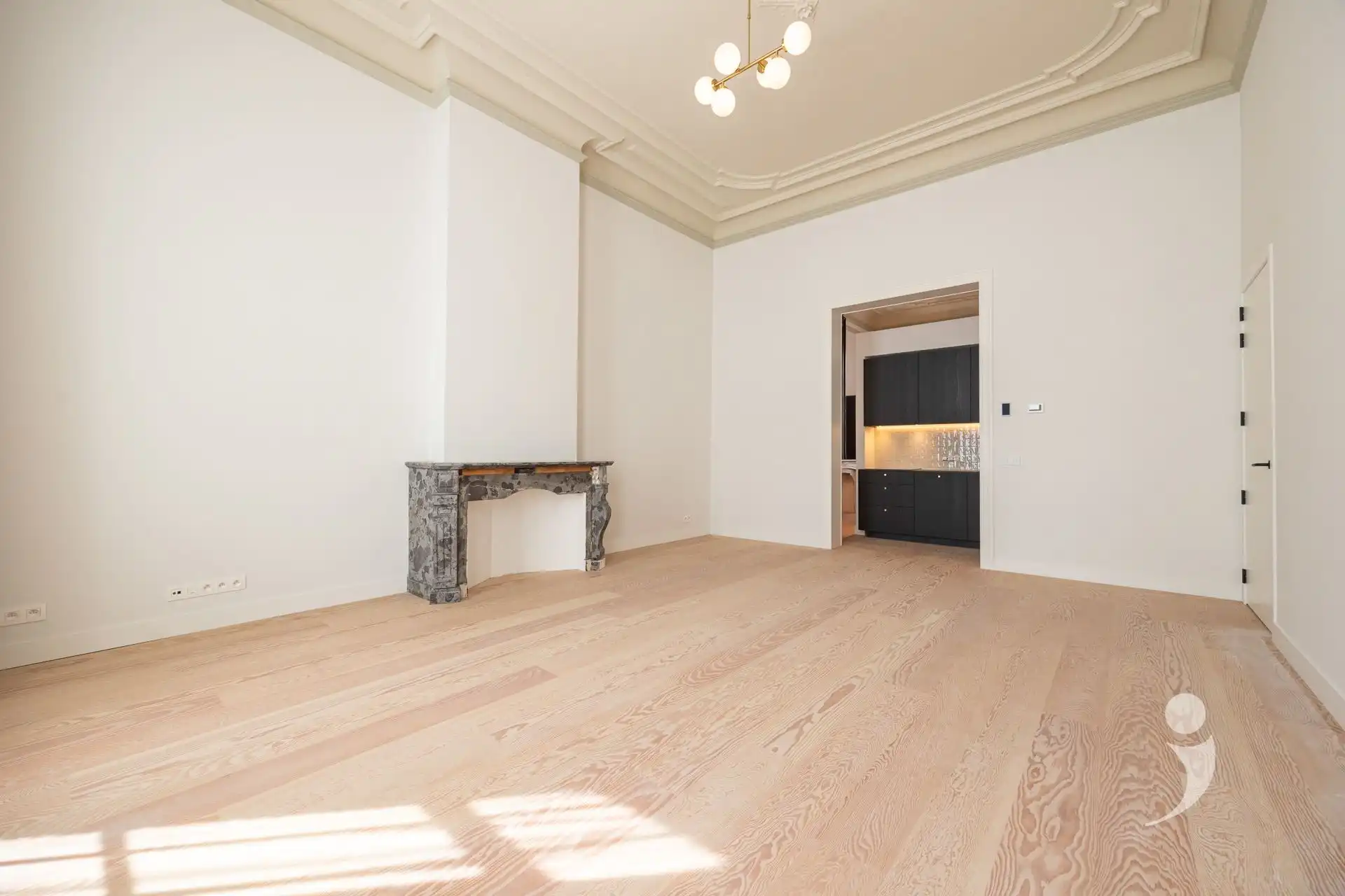 Exclusief gerenoveerd appartement op toplocatie in Leuven foto 7