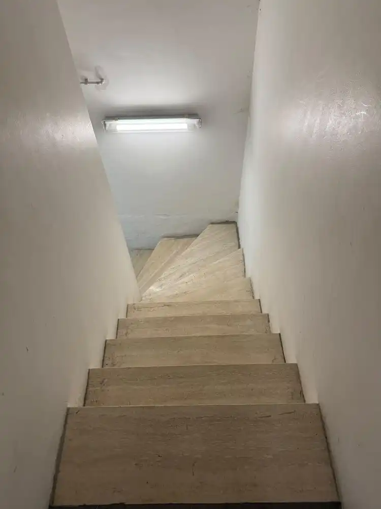 Instapklaar en strategisch gelegen kantoor-/praktijkpand (170 m²) met 6 autostaanplaatsen op toplocatie in Ninove foto 18