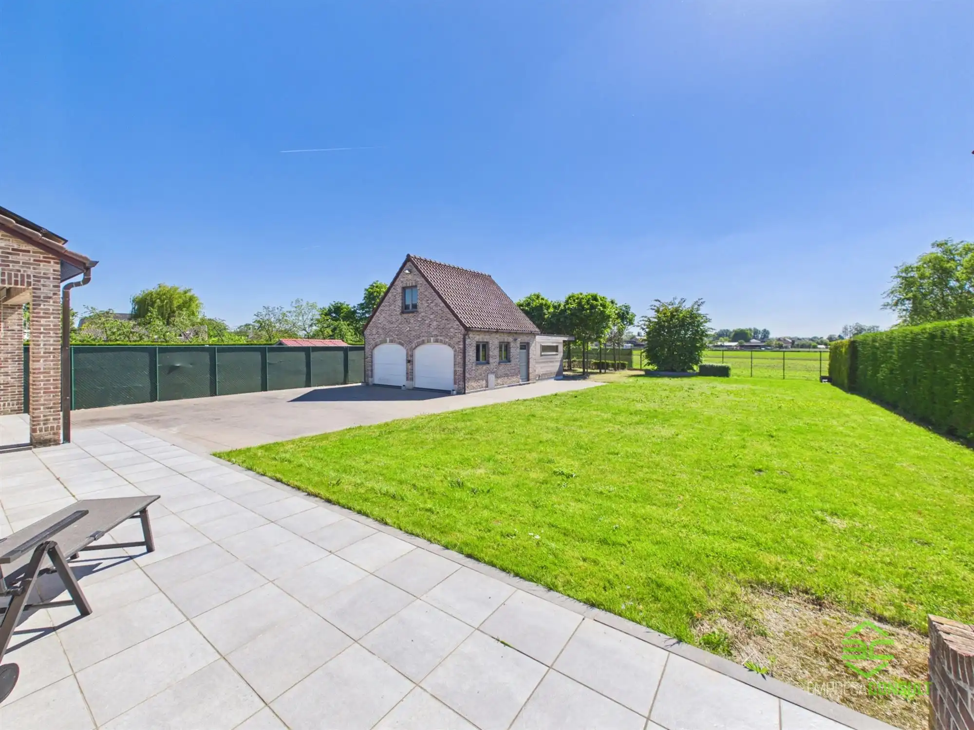 Ruime woning met 4/5 slpk en dubbele garage op 12a 50ca! foto 27