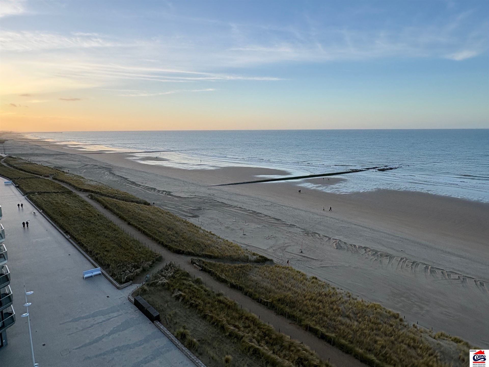 Gemeubeld appartement met 1 slaapkamer op de Zeedijk foto 7