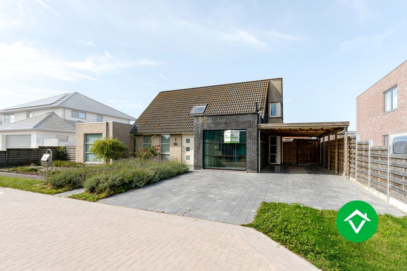Hedendaagse gezinswoning met 5 slaapkamers en carport in Koekelare (De Mokker) foto 25