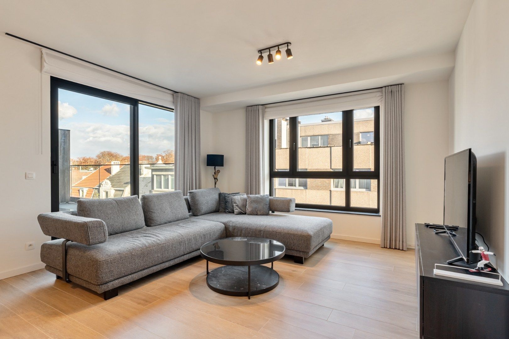 Energiezuinig 2 slpk app, 97m² + terras, parking en berging foto 6