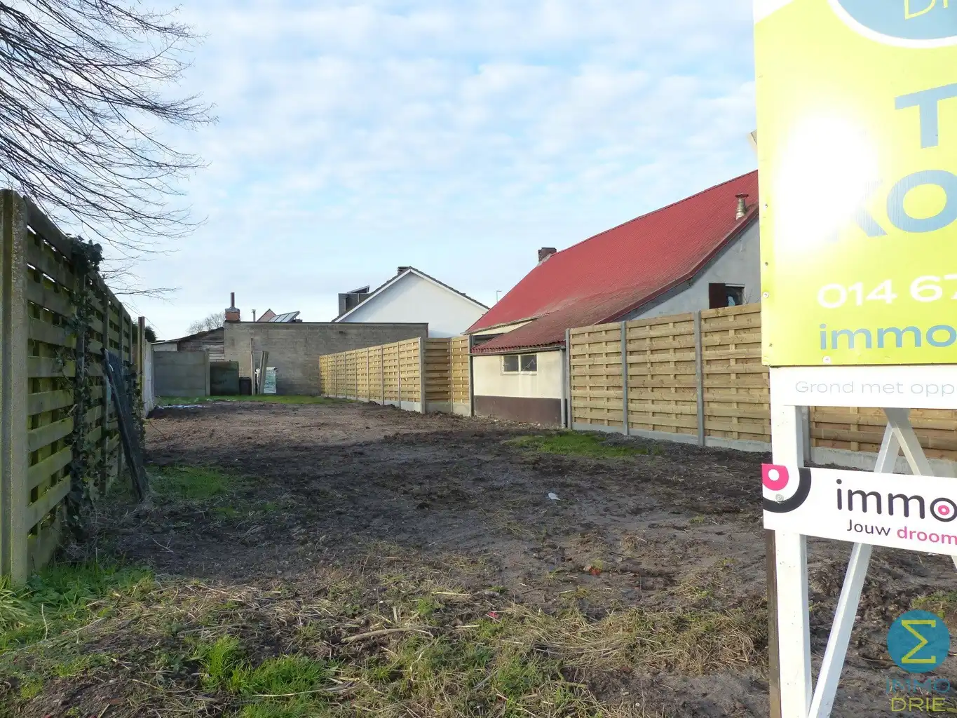 Bouwgrond van 289 m². foto 2