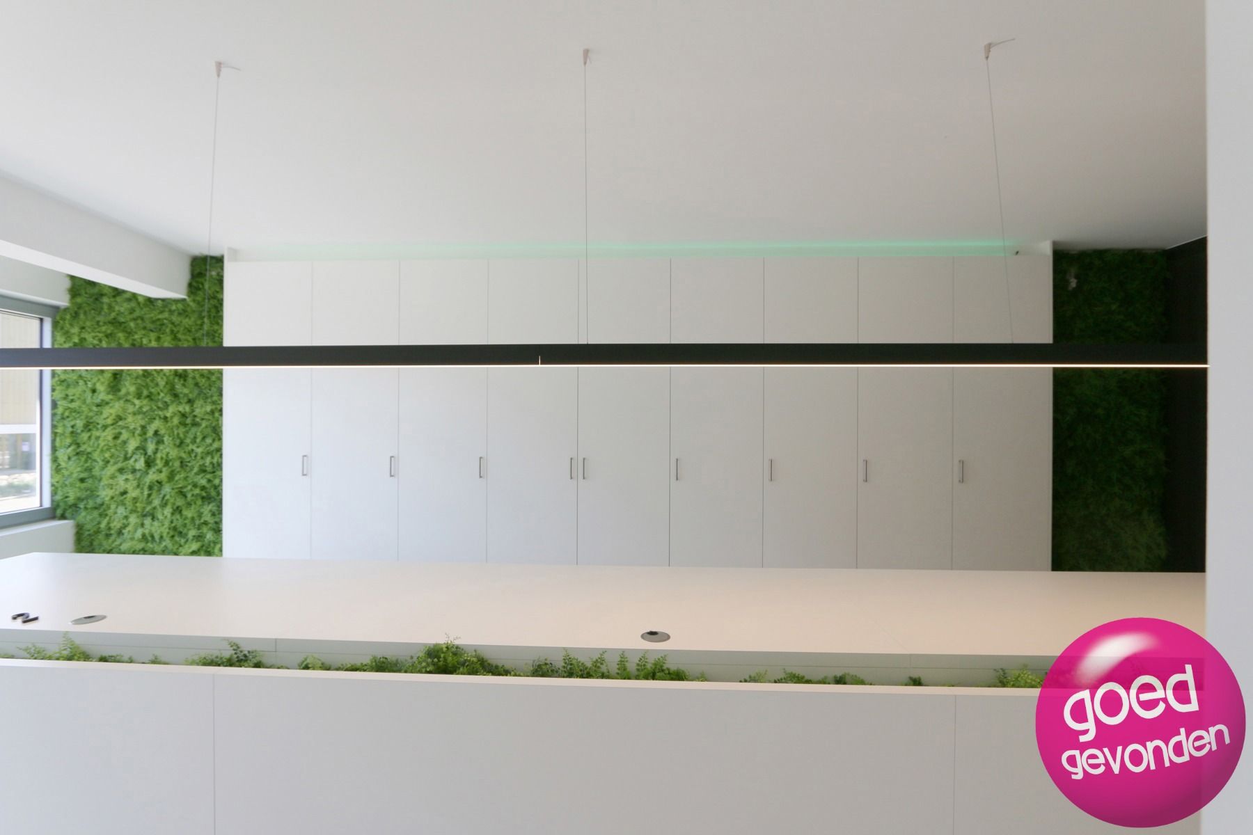 PLUG-IN modern kantoor + veel passage foto 18