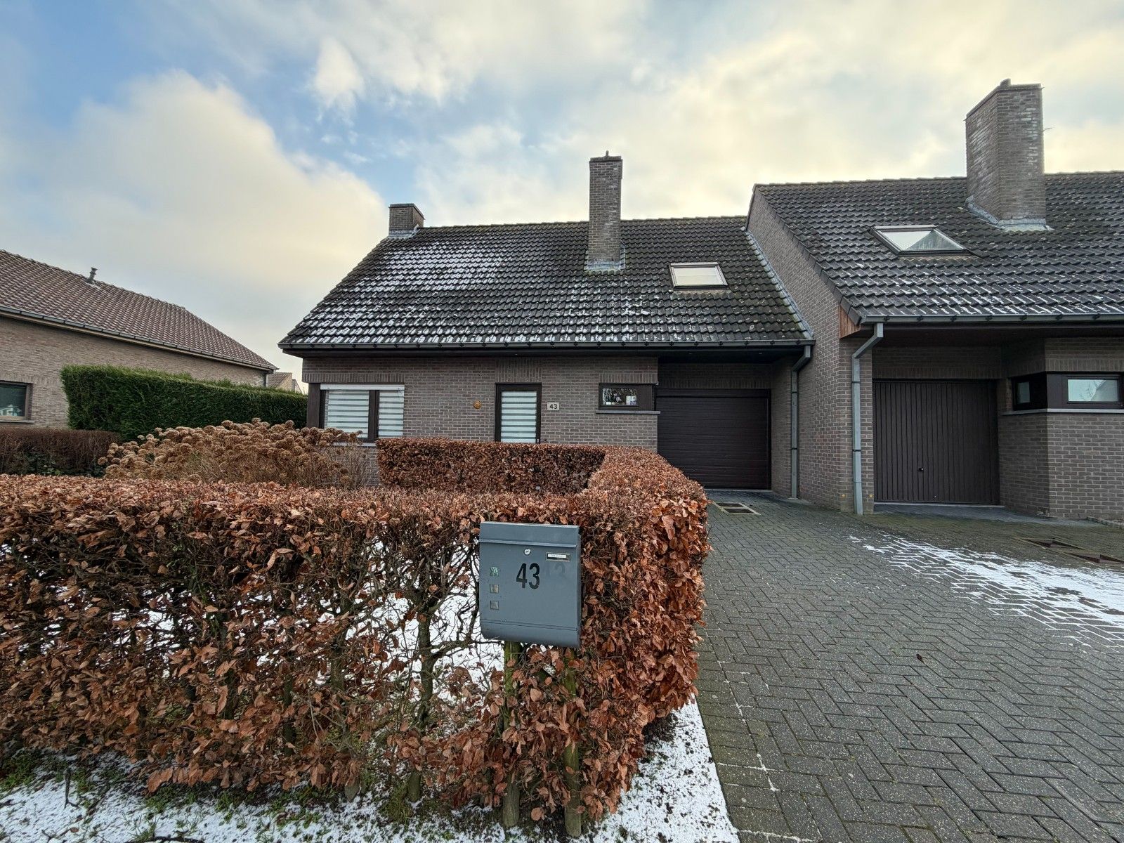 Ruime gezinswoning met 3 slaapkamers, grote tuin en garage foto 22