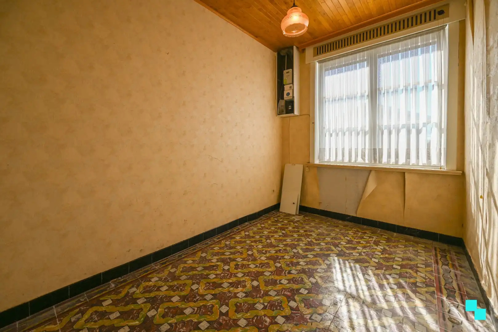 Te renoveren woonst landelijk gelegen tussen Izegem en Ardooie foto 17