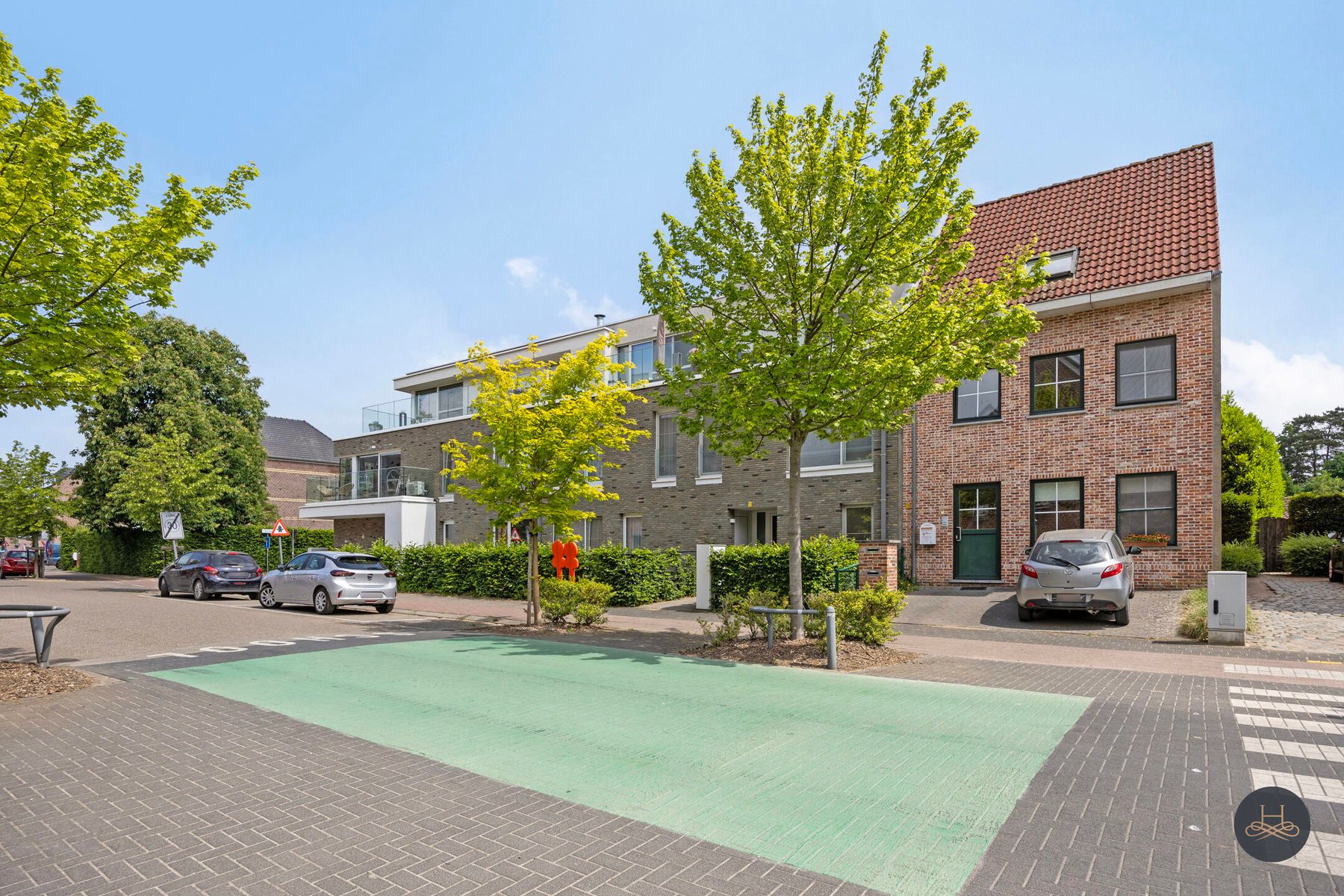 Instapklaar dakappartement met duplex-indeling in hartje Putte foto 2