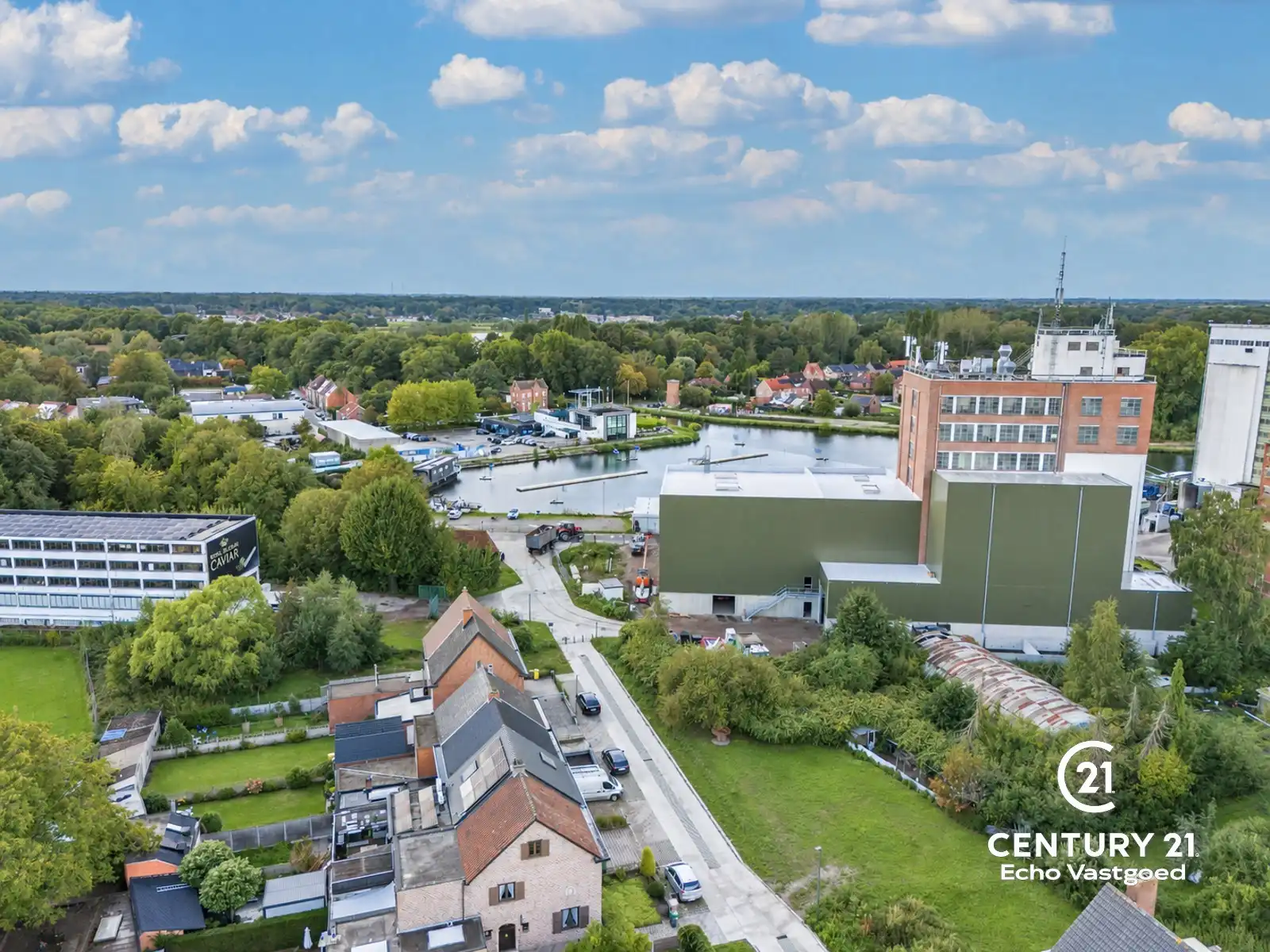 Te renoveren halfopen woonst met veel potentie op topligging foto 4