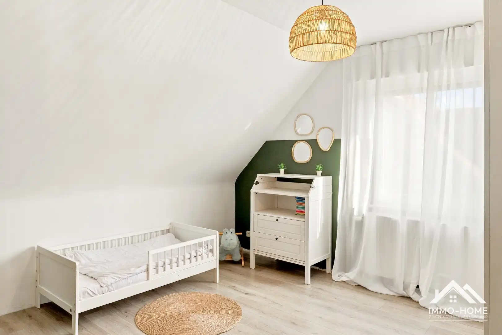 Knappe vrijstaande woning met ruime grond op landelijke ligging!  foto 18