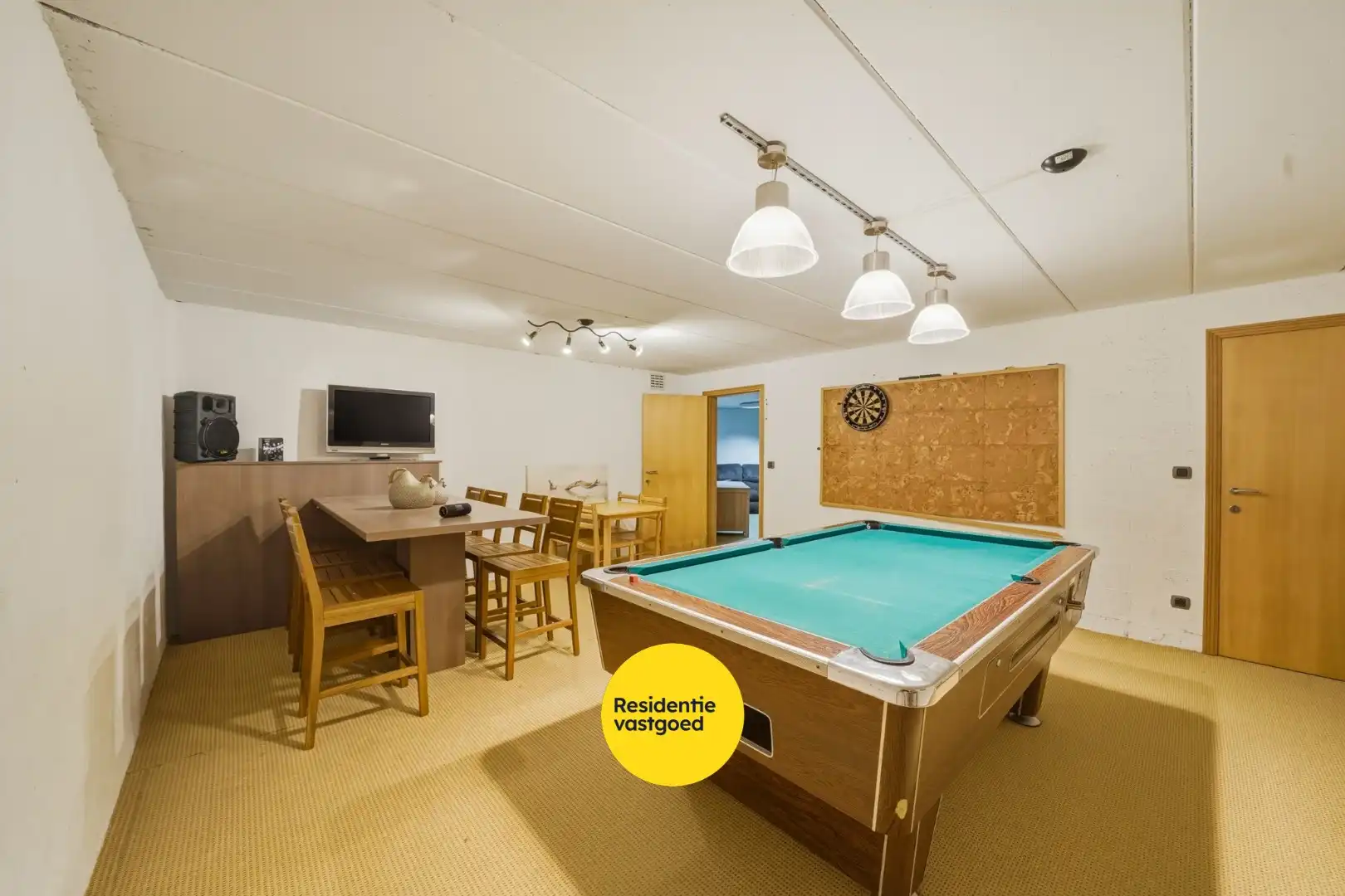 Ruime alleenstaande woning nabij zee en strand! foto 34