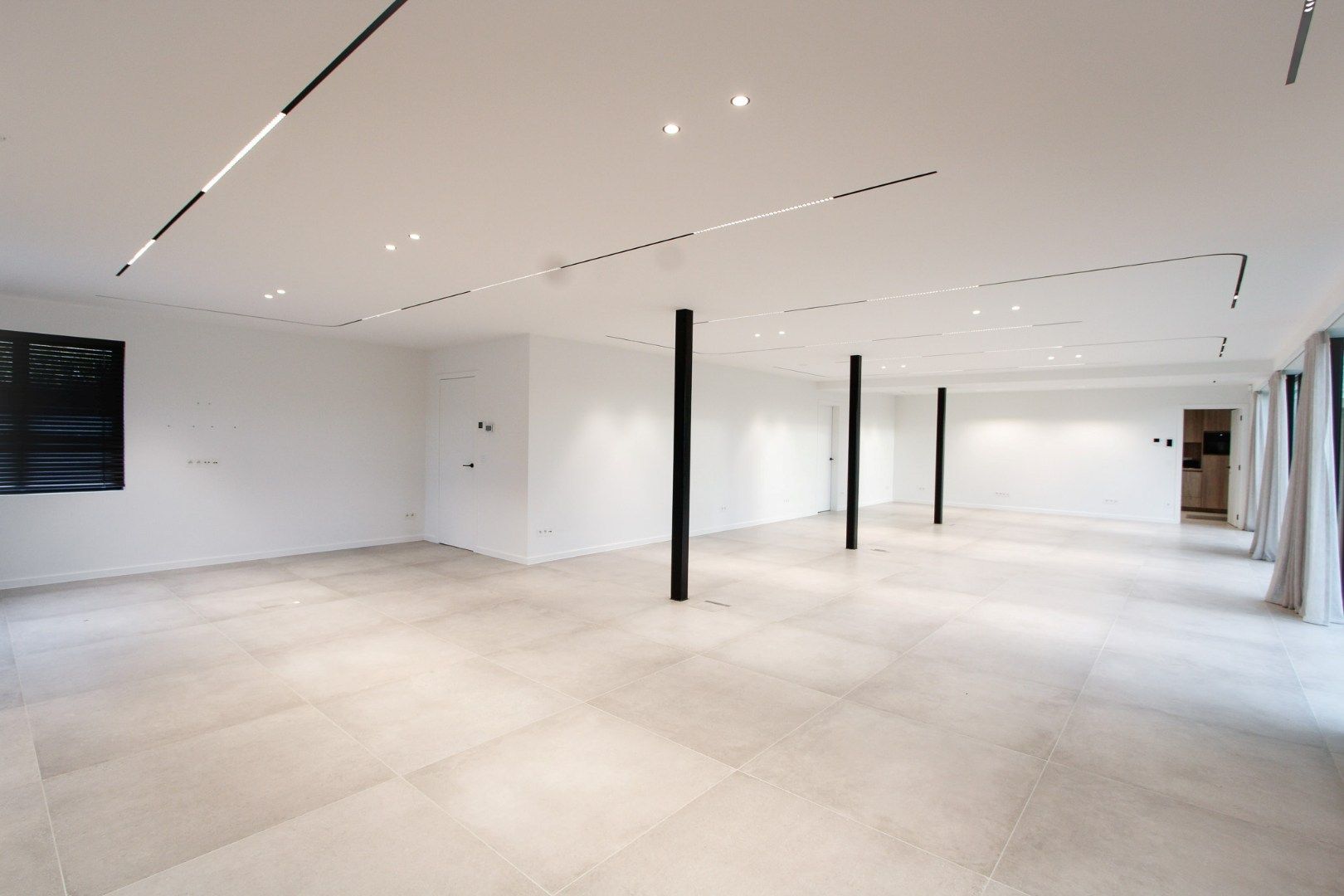 Villa met nevenbestemming kantoor te huur Sacramentsstraat Westkapelle foto 3