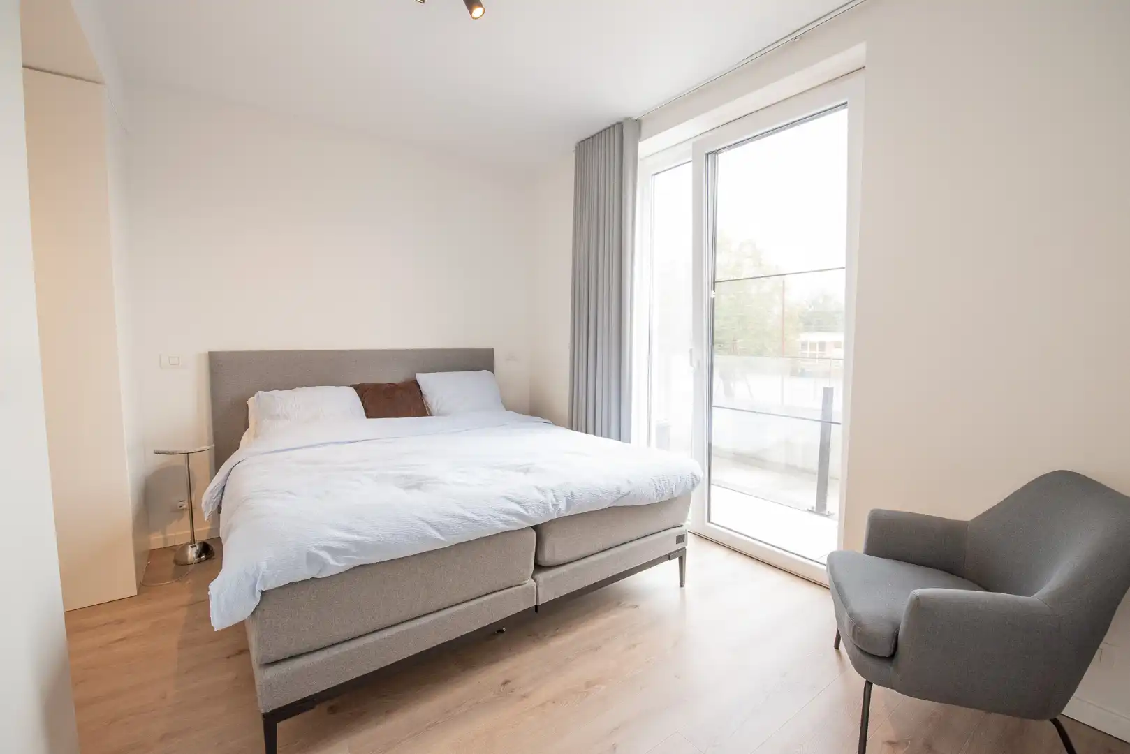 Recent 2 slaapkamer-appartement TE KOOP op ’t Gaverke in Waregem! foto 5